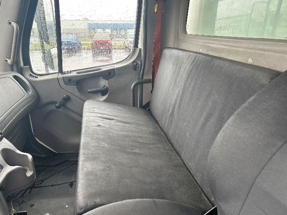Medium Duty Box Truck-Light and Medium Duty Trucks-Freightliner-2020-M2-Flower Mound-TX-227,061\n\t\tmiles-$ 53,250 - Image 19