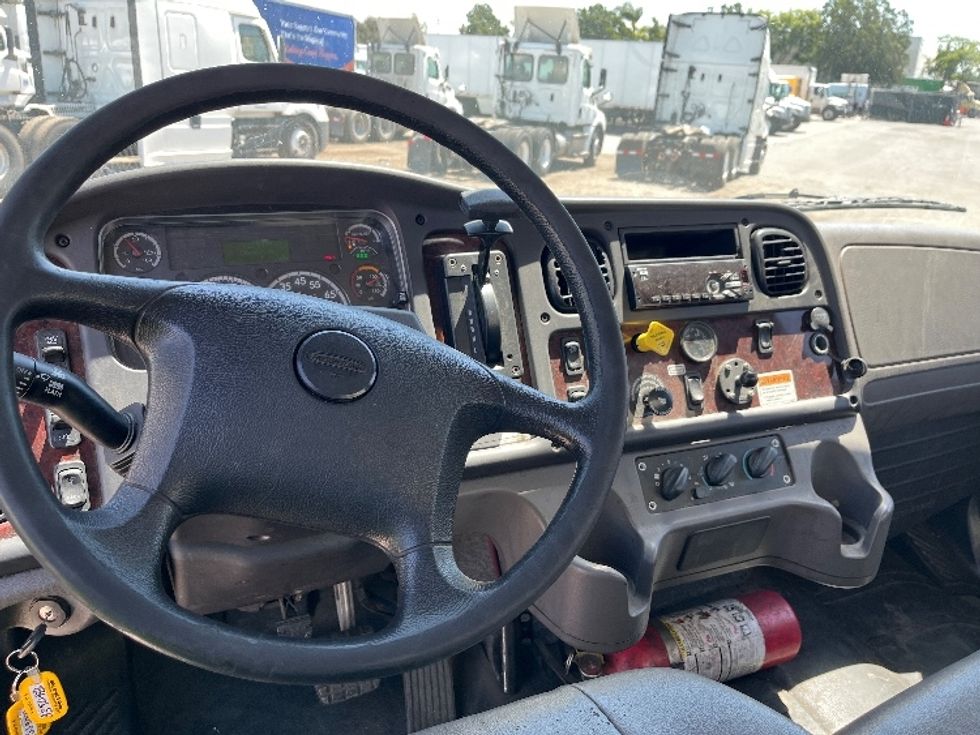 Medium Duty Box Truck-Light and Medium Duty Trucks-Freightliner-2020-M2-Fontana-CA-125,382\n\t\tmiles-$ 60,000 - Image 16