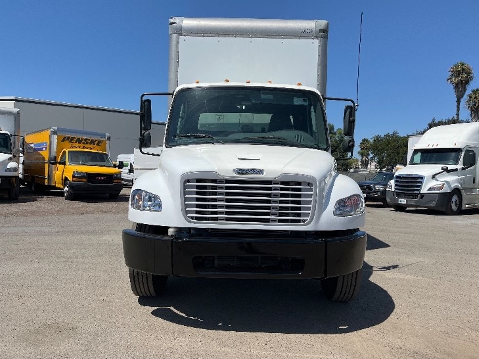 Medium Duty Box Truck-Light and Medium Duty Trucks-Freightliner-2020-M2-Fontana-CA-125,382\n\t\tmiles-$ 60,000 - Image 2