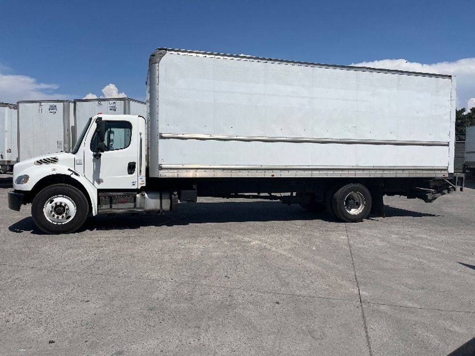 Medium Duty Box Truck-Light and Medium Duty Trucks-Freightliner-2020-M2-Fontana-CA-131,858\n\t\tmiles-$ 59,000 - Image 4