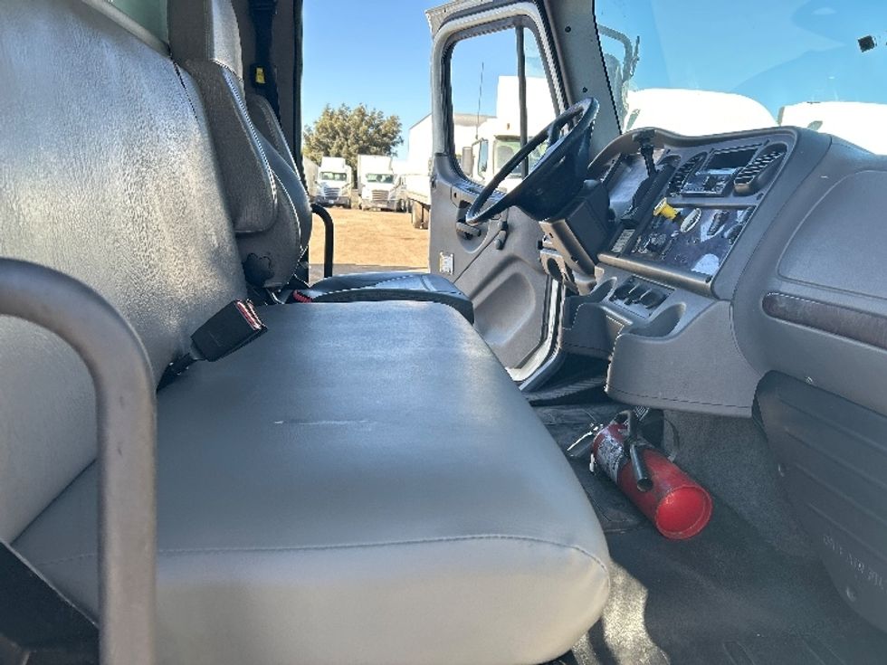 Medium Duty Box Truck-Light and Medium Duty Trucks-Freightliner-2020-M2-Fontana-CA-133,211\n\t\tmiles-$ 58,750 - Image 20