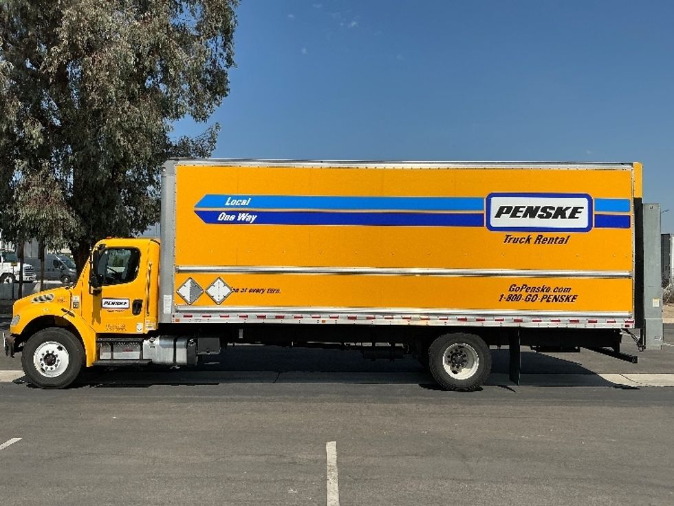 Medium Duty Box Truck-Light and Medium Duty Trucks-Freightliner-2020-M2-Fontana-CA-145,234\n\t\tmiles-$ 47,000 - Image 4