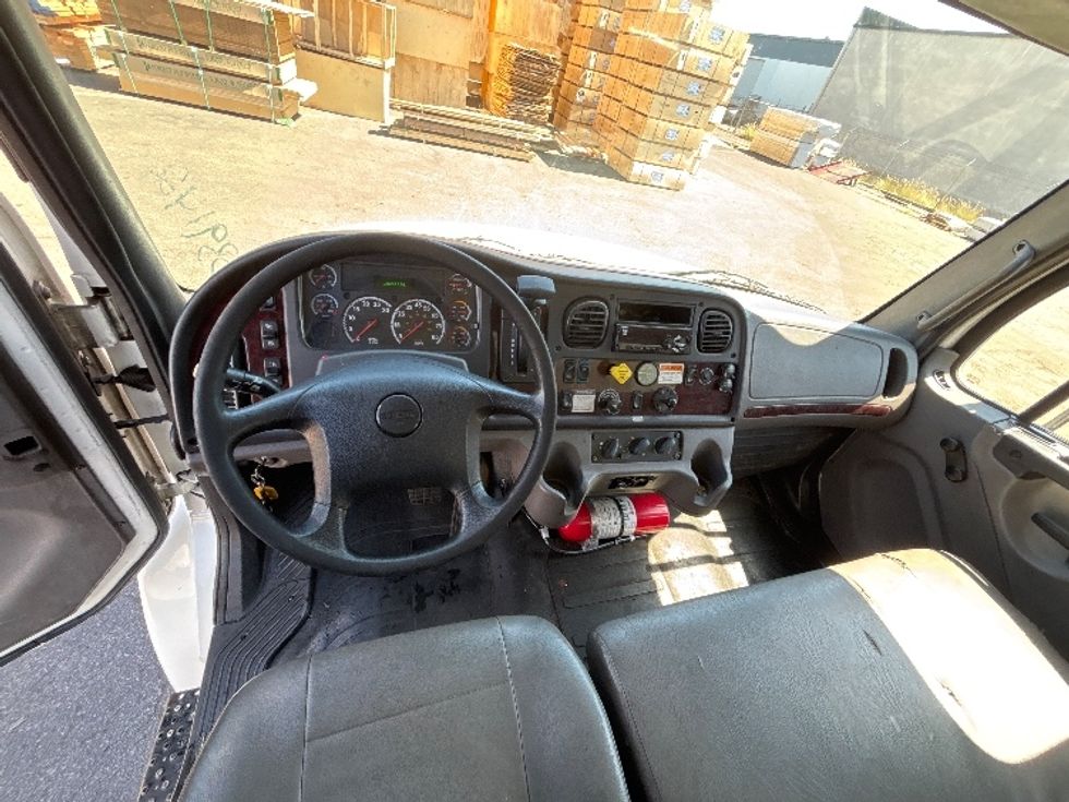 Medium Duty Box Truck-Light and Medium Duty Trucks-Freightliner-2020-M2-Fontana-CA-146,569\n\t\tmiles-$ 56,750 - Image 18