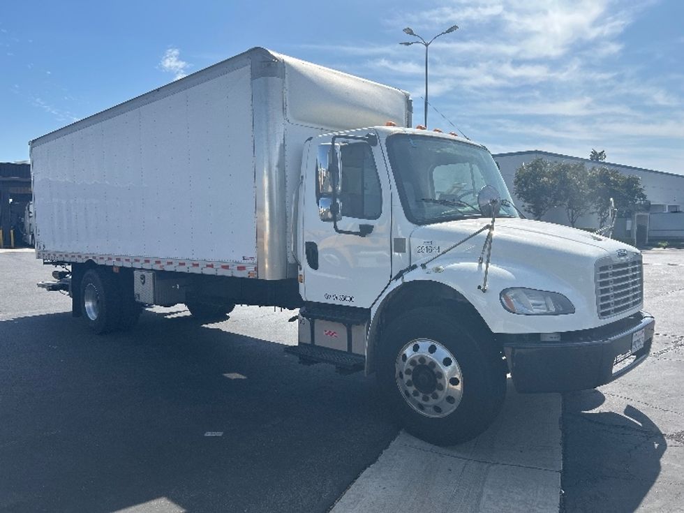 Medium Duty Box Truck-Light and Medium Duty Trucks-Freightliner-2020-M2-Fontana-CA-170,120\n\t\tmiles-$ 43,750 - Image 1