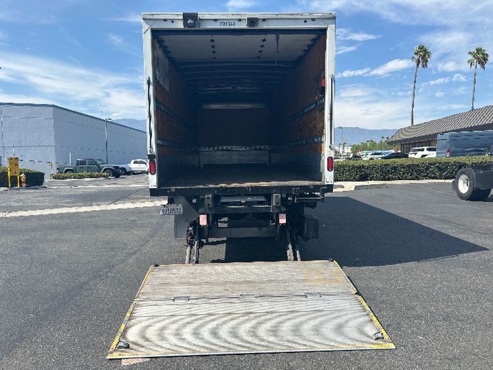 Medium Duty Box Truck-Light and Medium Duty Trucks-Freightliner-2020-M2-Fontana-CA-170,120\n\t\tmiles-$ 43,750 - Image 9