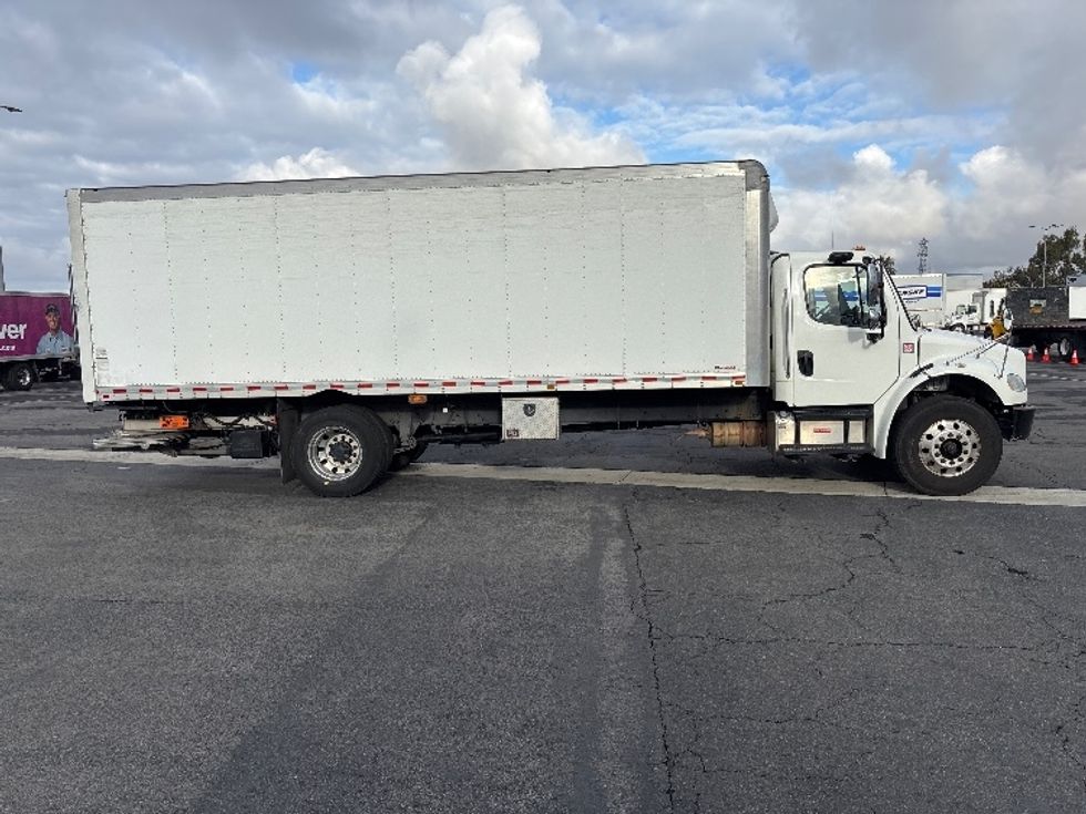 Medium Duty Box Truck-Light and Medium Duty Trucks-Freightliner-2020-M2-Fontana-CA-172,909\n\t\tmiles-$ 43,750 - Image 15
