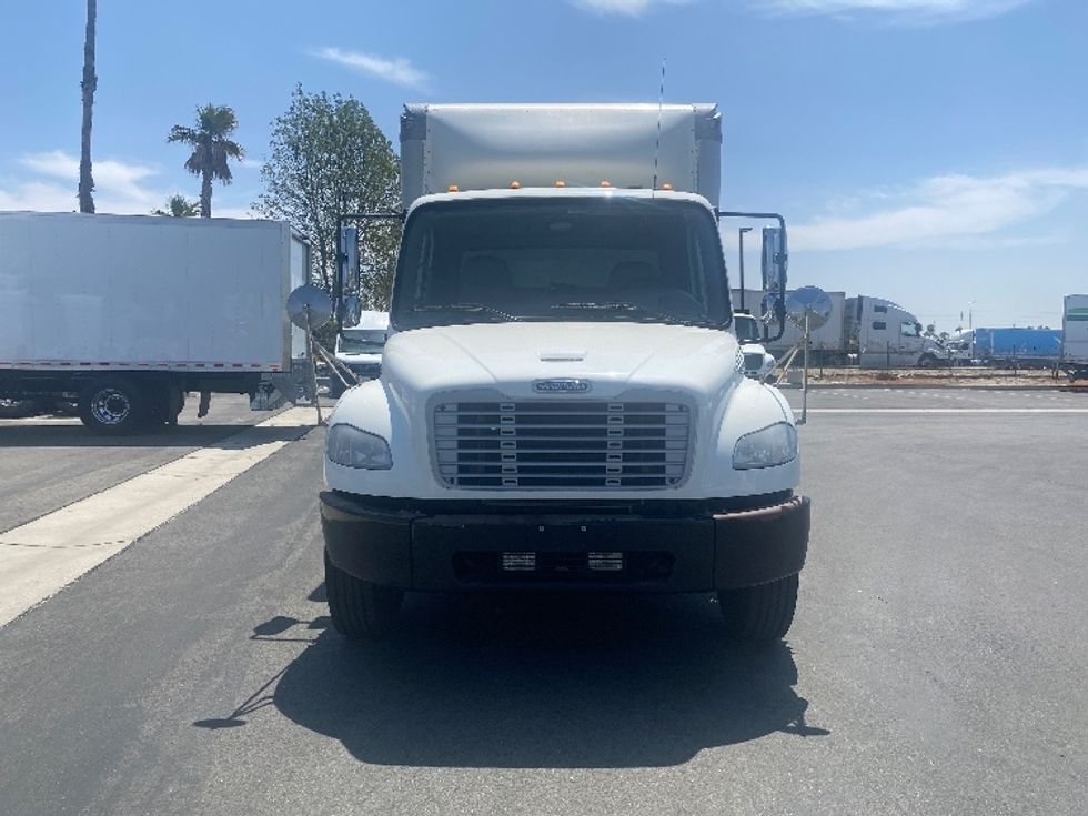 Medium Duty Box Truck-Light and Medium Duty Trucks-Freightliner-2020-M2-Fontana-CA-172,909\n\t\tmiles-$ 43,750 - Image 2