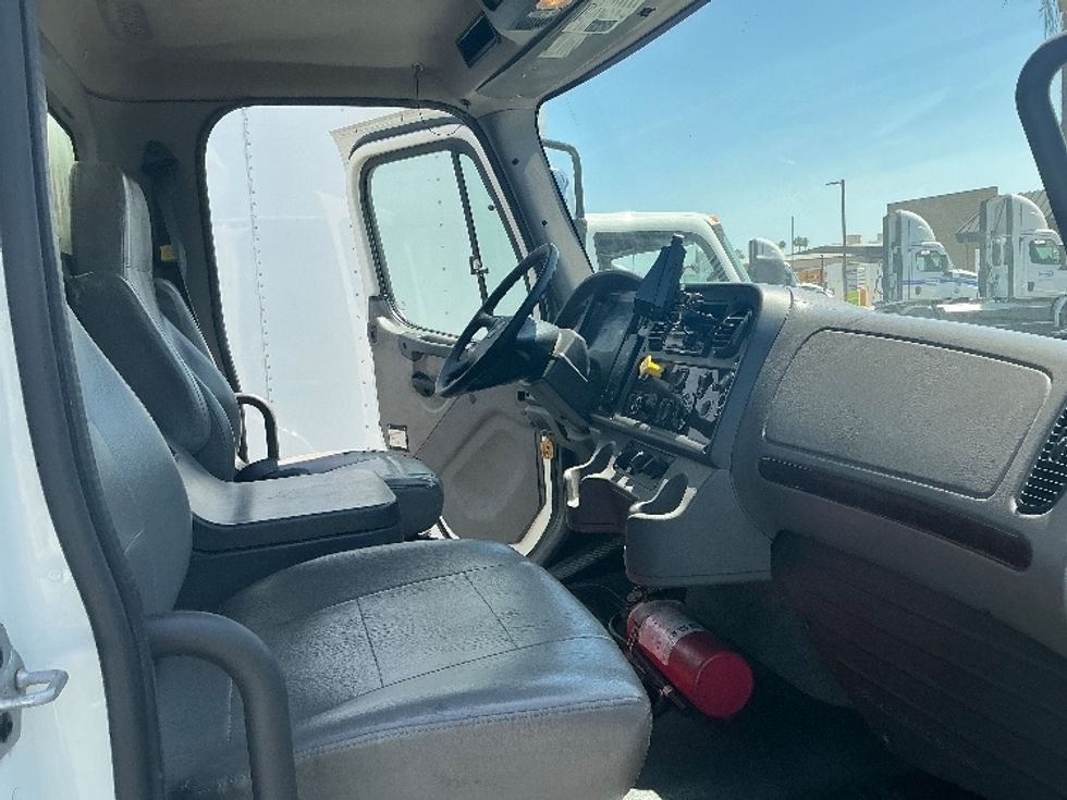 Medium Duty Box Truck-Light and Medium Duty Trucks-Freightliner-2020-M2-Fontana-CA-172,909\n\t\tmiles-$ 43,750 - Image 22