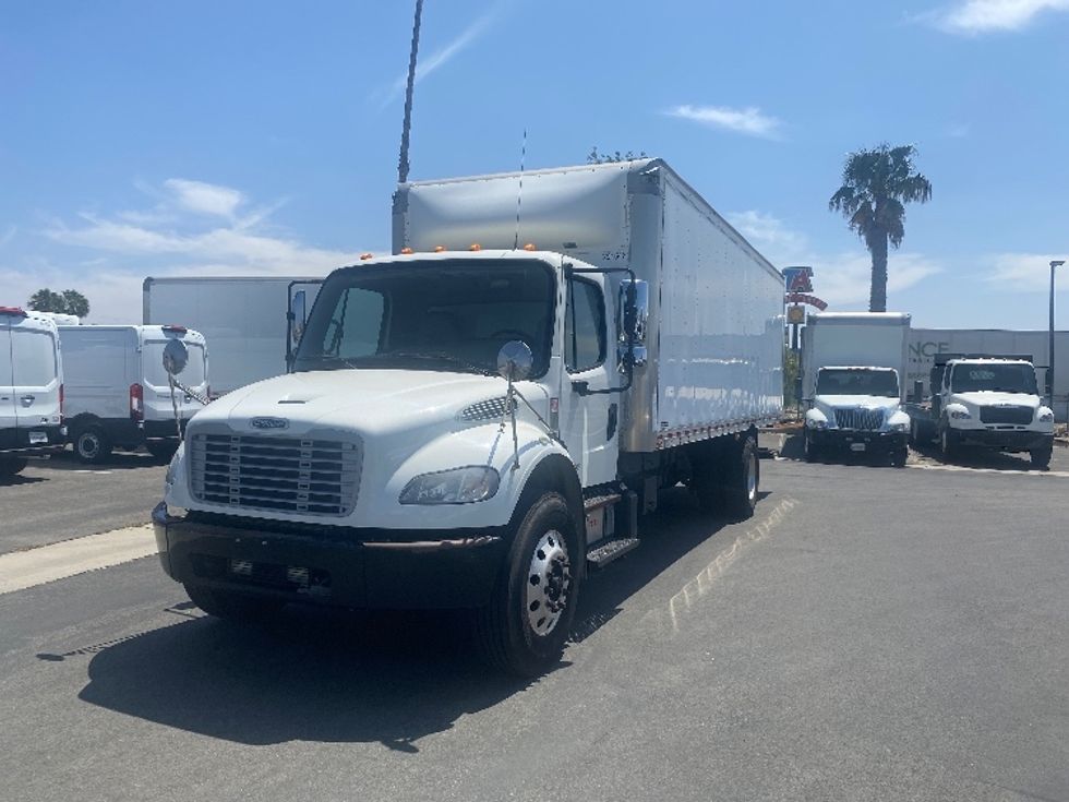 Medium Duty Box Truck-Light and Medium Duty Trucks-Freightliner-2020-M2-Fontana-CA-172,909\n\t\tmiles-$ 43,750 - Image 3