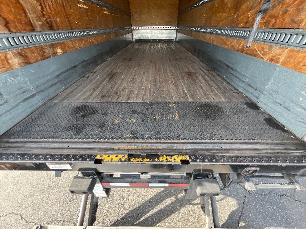 Medium Duty Box Truck-Light and Medium Duty Trucks-Freightliner-2020-M2-Fontana-CA-180,399\n\t\tmiles-$ 41,250 - Image 10