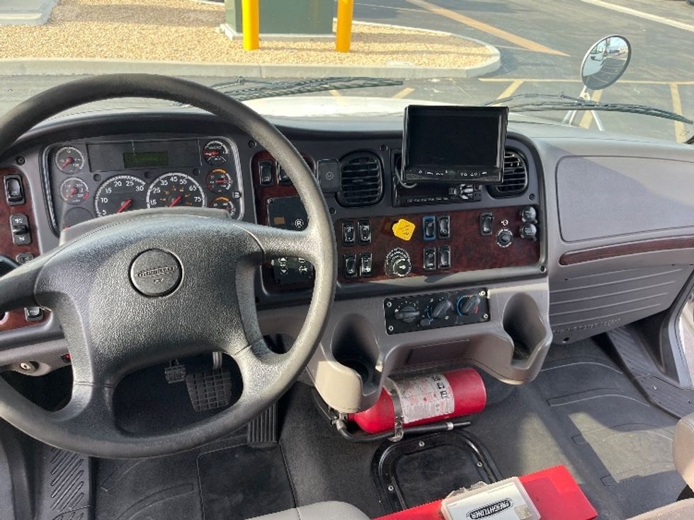 Medium Duty Box Truck-Light and Medium Duty Trucks-Freightliner-2020-M2-Fontana-CA-180,399\n\t\tmiles-$ 41,250 - Image 18