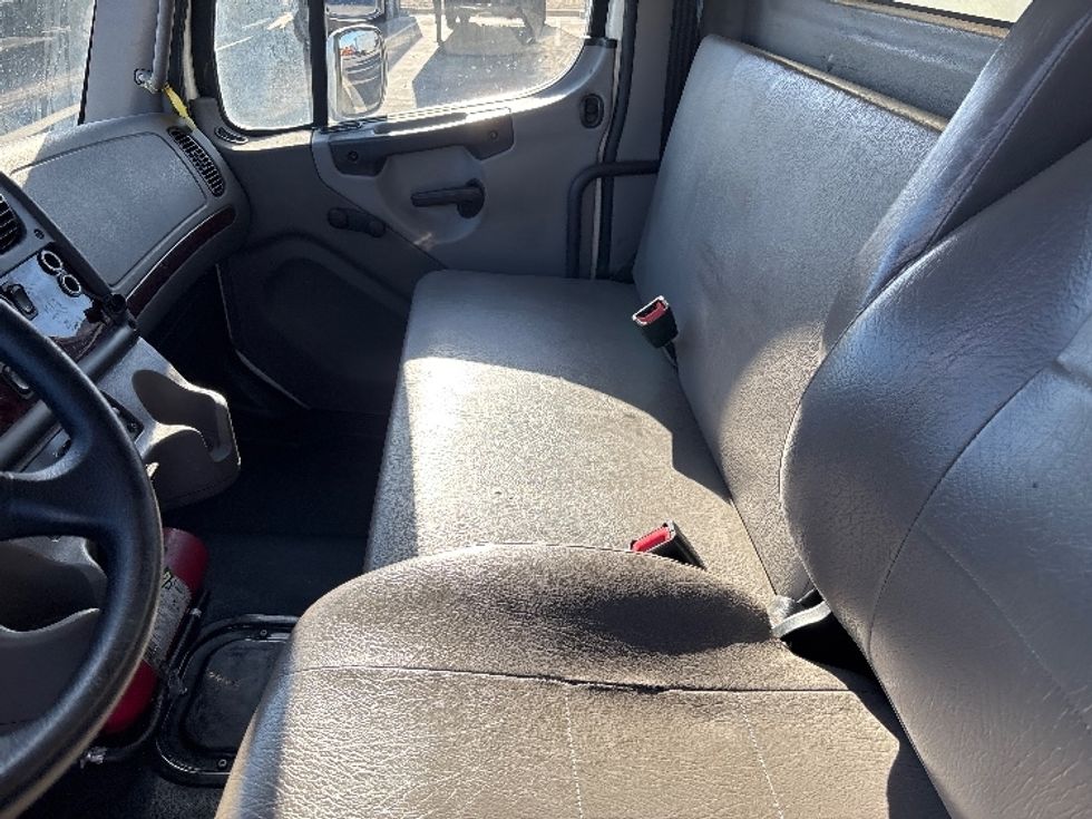 Medium Duty Box Truck-Light and Medium Duty Trucks-Freightliner-2020-M2-Fontana-CA-183,863\n\t\tmiles-$ 54,500 - Image 19