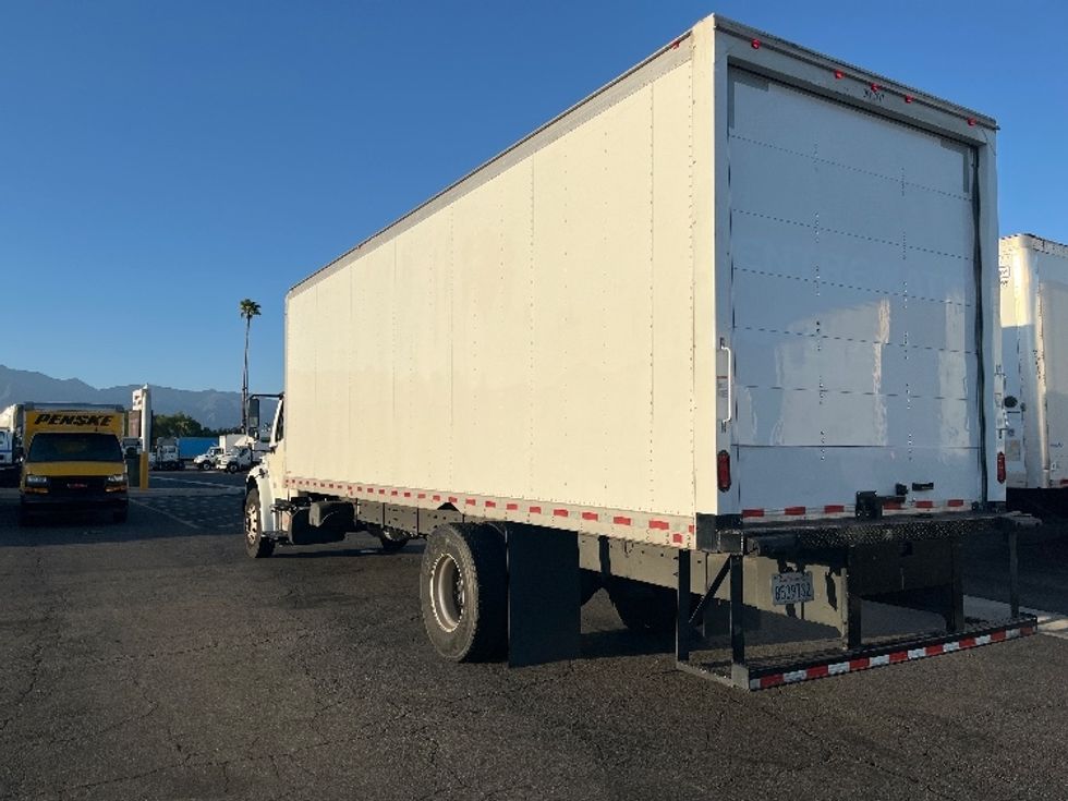 Medium Duty Box Truck-Light and Medium Duty Trucks-Freightliner-2020-M2-Fontana-CA-186,922\n\t\tmiles-$ 48,000 - Image 6