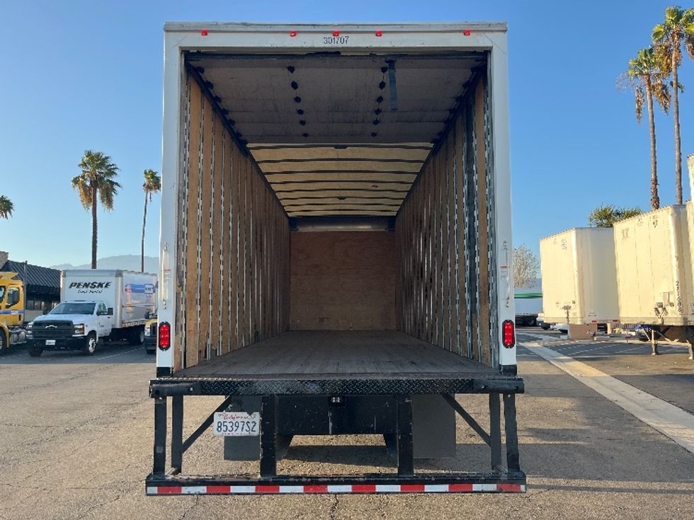 Medium Duty Box Truck-Light and Medium Duty Trucks-Freightliner-2020-M2-Fontana-CA-186,922\n\t\tmiles-$ 48,000 - Image 8