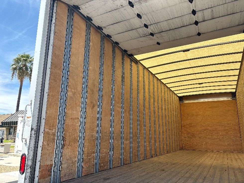 Medium Duty Box Truck-Light and Medium Duty Trucks-Freightliner-2020-M2-Fontana-CA-202,941\n\t\tmiles-$ 46,250 - Image 11
