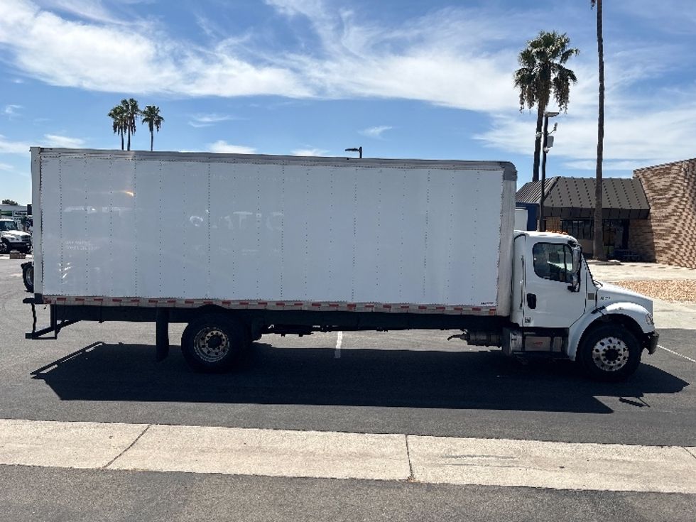 Medium Duty Box Truck-Light and Medium Duty Trucks-Freightliner-2020-M2-Fontana-CA-202,941\n\t\tmiles-$ 46,250 - Image 15