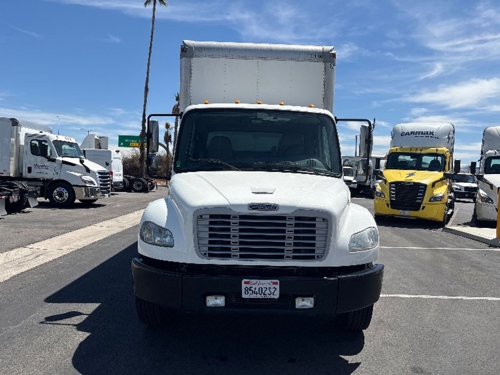 Medium Duty Box Truck-Light and Medium Duty Trucks-Freightliner-2020-M2-Fontana-CA-202,941\n\t\tmiles-$ 46,250 - Image 2