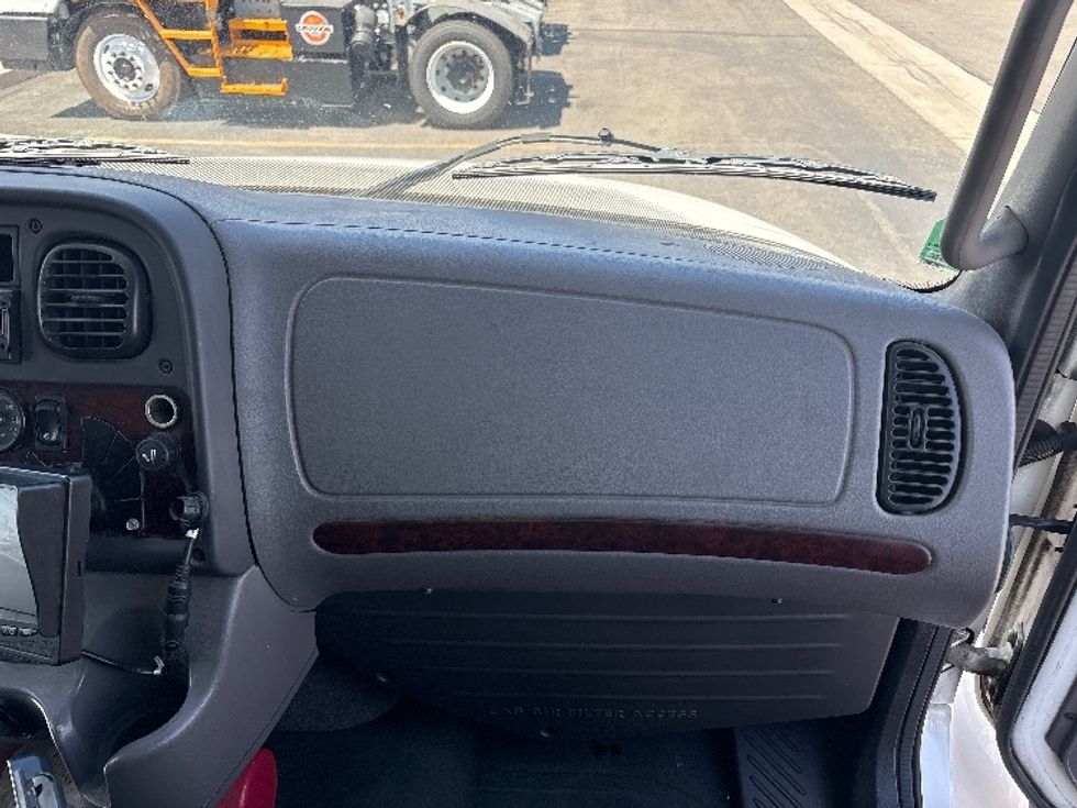 Medium Duty Box Truck-Light and Medium Duty Trucks-Freightliner-2020-M2-Fontana-CA-202,941\n\t\tmiles-$ 46,250 - Image 20