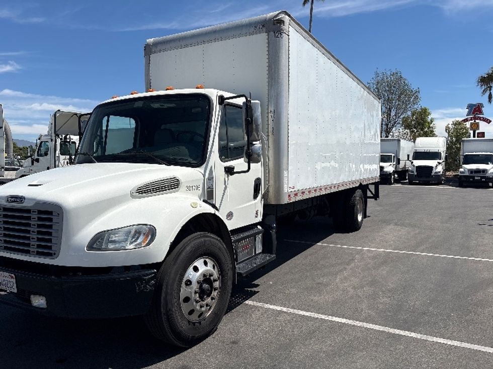 Medium Duty Box Truck-Light and Medium Duty Trucks-Freightliner-2020-M2-Fontana-CA-202,941\n\t\tmiles-$ 46,250 - Image 3