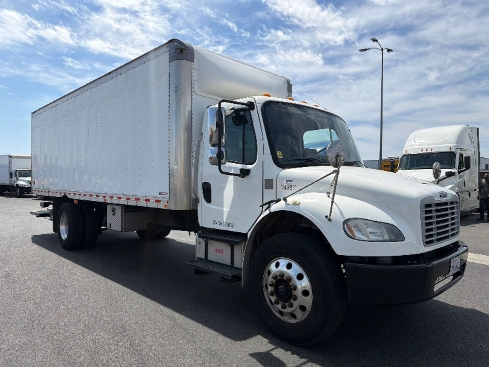 Medium Duty Box Truck-Light and Medium Duty Trucks-Freightliner-2020-M2-Fontana-CA-222,338\n\t\tmiles-$ 34,250 - Image 1