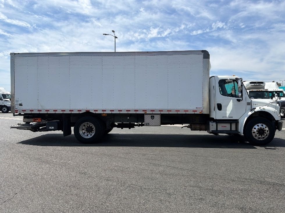 Medium Duty Box Truck-Light and Medium Duty Trucks-Freightliner-2020-M2-Fontana-CA-222,338\n\t\tmiles-$ 34,250 - Image 15