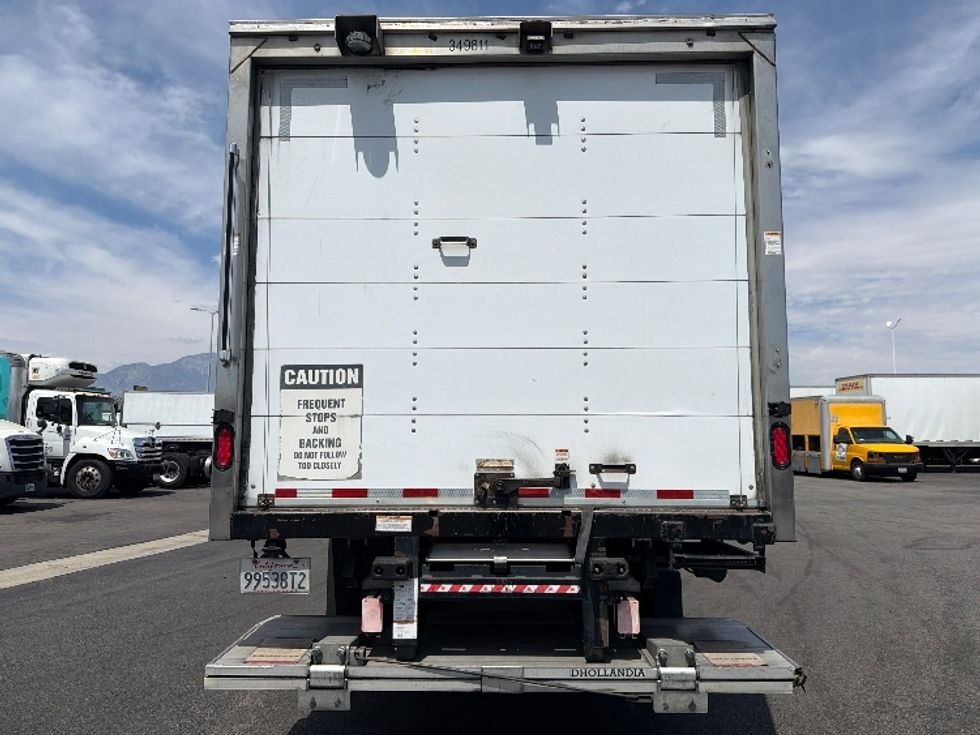 Medium Duty Box Truck-Light and Medium Duty Trucks-Freightliner-2020-M2-Fontana-CA-222,338\n\t\tmiles-$ 34,250 - Image 7