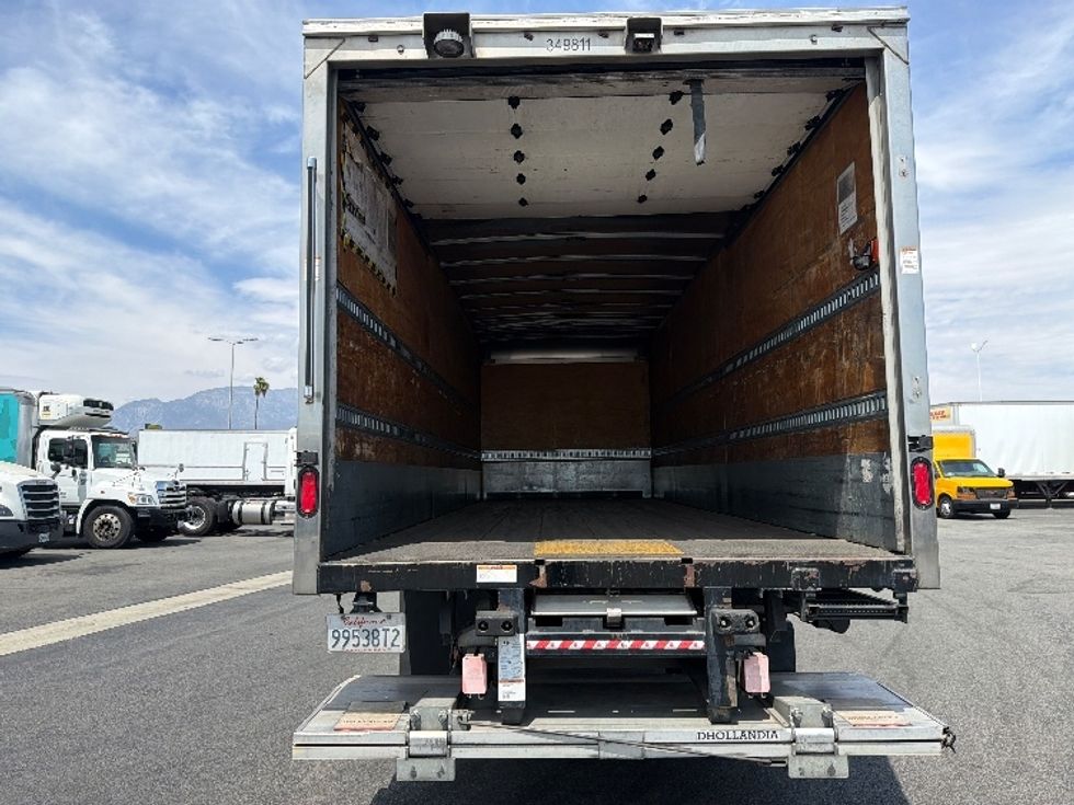 Medium Duty Box Truck-Light and Medium Duty Trucks-Freightliner-2020-M2-Fontana-CA-222,338\n\t\tmiles-$ 34,250 - Image 8