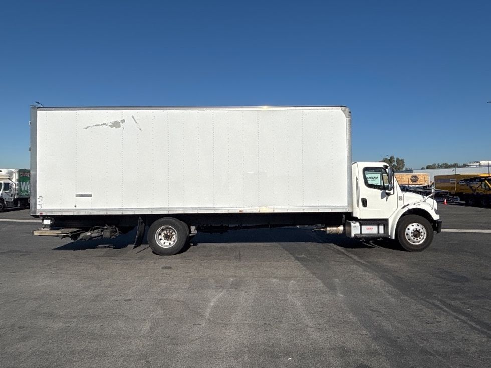 Medium Duty Box Truck-Light and Medium Duty Trucks-Freightliner-2020-M2-Fontana-CA-222,956\n\t\tmiles-$ 51,500 - Image 15