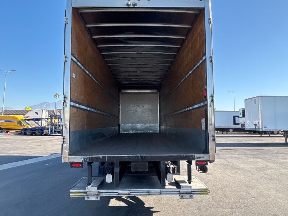 Medium Duty Box Truck-Light and Medium Duty Trucks-Freightliner-2020-M2-Fontana-CA-222,956\n\t\tmiles-$ 51,500 - Image 8