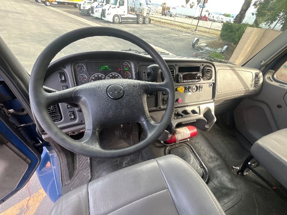 Medium Duty Box Truck-Light and Medium Duty Trucks-Freightliner-2020-M2-Fontana-CA-295,442\n\t\tmiles-$ 35,500 - Image 18