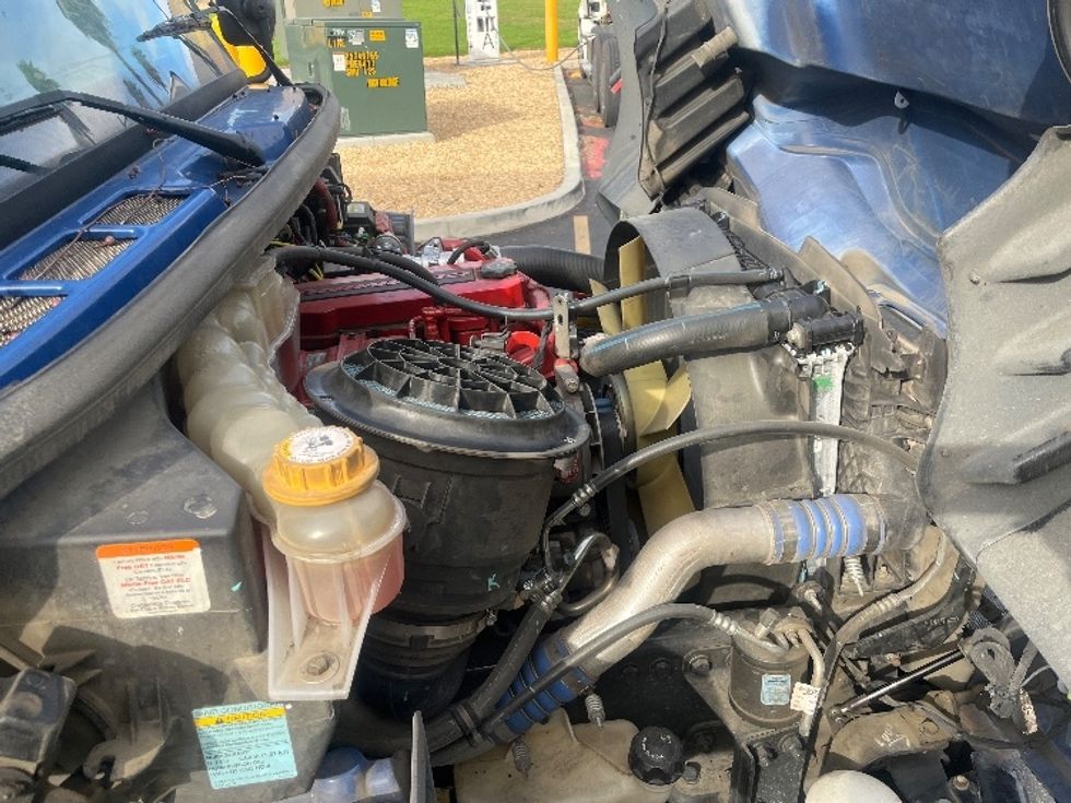 Medium Duty Box Truck-Light and Medium Duty Trucks-Freightliner-2020-M2-Fontana-CA-295,442\n\t\tmiles-$ 35,500 - Image 23