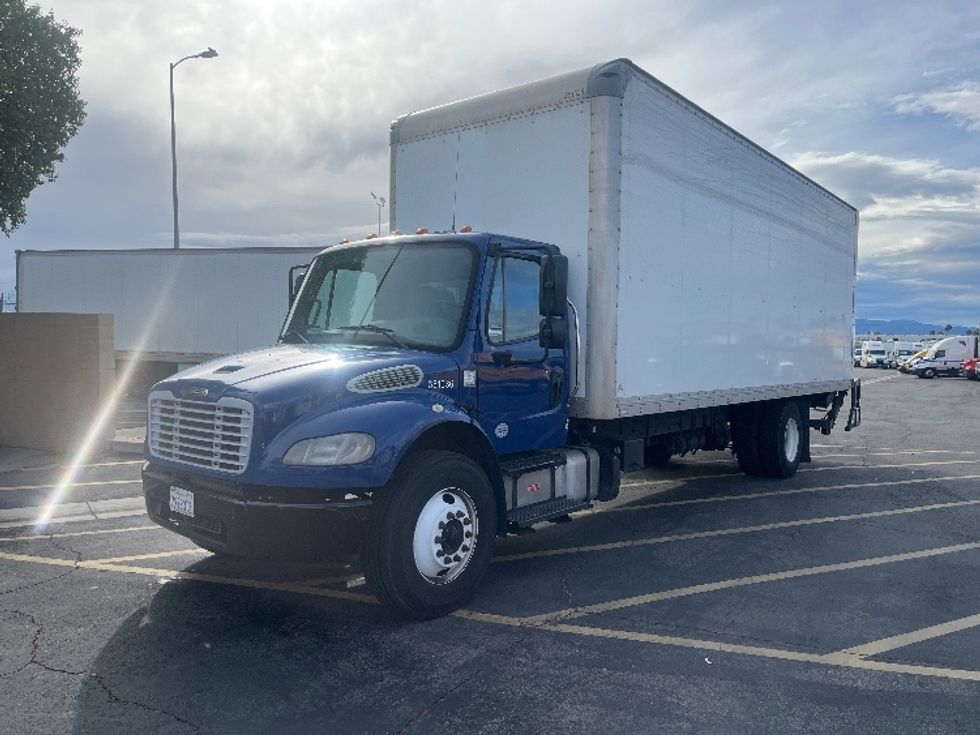 Medium Duty Box Truck-Light and Medium Duty Trucks-Freightliner-2020-M2-Fontana-CA-295,442\n\t\tmiles-$ 35,500 - Image 3