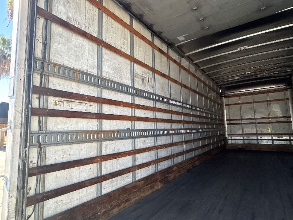 Medium Duty Box Truck-Light and Medium Duty Trucks-Freightliner-2020-M2-Fontana-CA-333,528\n\t\tmiles-$ 29,500 - Image 11