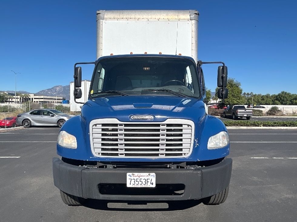 Medium Duty Box Truck-Light and Medium Duty Trucks-Freightliner-2020-M2-Fontana-CA-333,528\n\t\tmiles-$ 29,500 - Image 2