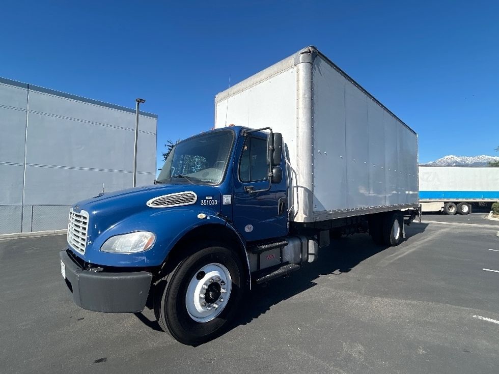 Medium Duty Box Truck-Light and Medium Duty Trucks-Freightliner-2020-M2-Fontana-CA-333,528\n\t\tmiles-$ 29,500 - Image 3