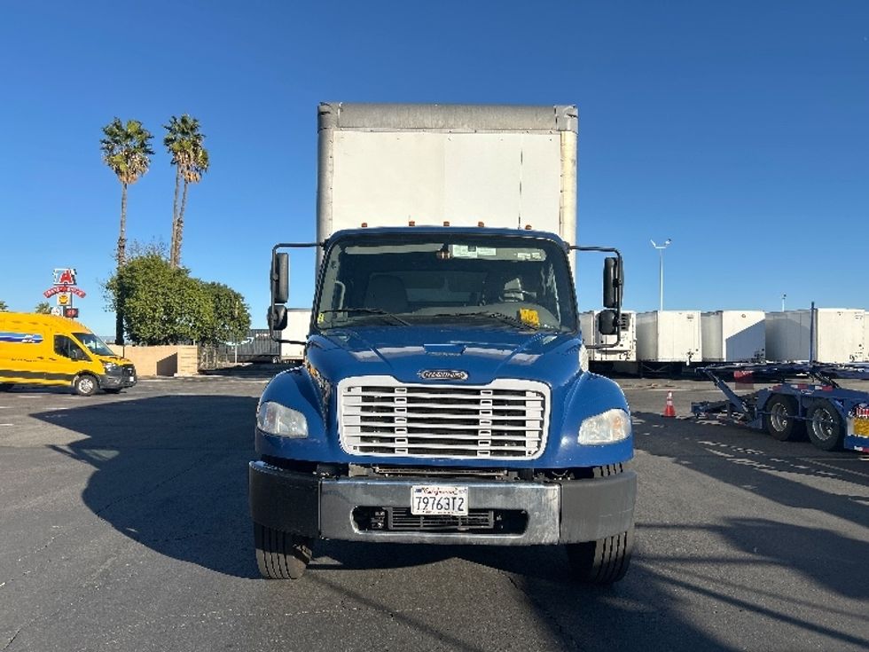 Medium Duty Box Truck-Light and Medium Duty Trucks-Freightliner-2020-M2-Fontana-CA-343,262\n\t\tmiles-$ 28,000 - Image 2