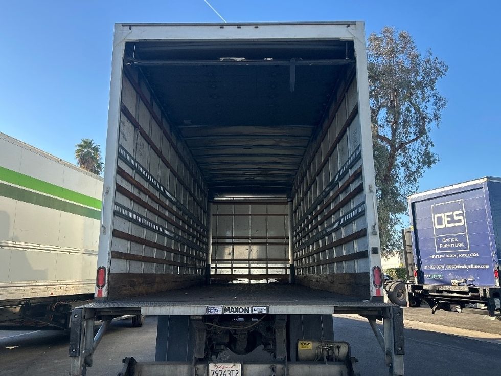 Medium Duty Box Truck-Light and Medium Duty Trucks-Freightliner-2020-M2-Fontana-CA-343,262\n\t\tmiles-$ 28,000 - Image 8