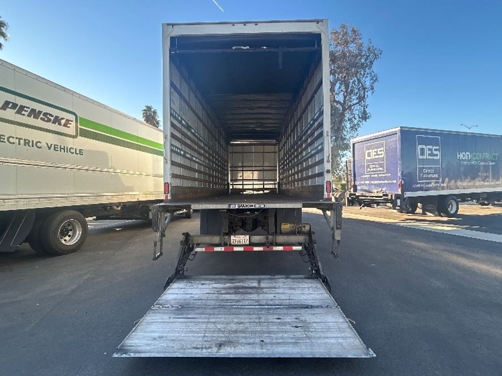 Medium Duty Box Truck-Light and Medium Duty Trucks-Freightliner-2020-M2-Fontana-CA-343,262\n\t\tmiles-$ 28,000 - Image 9
