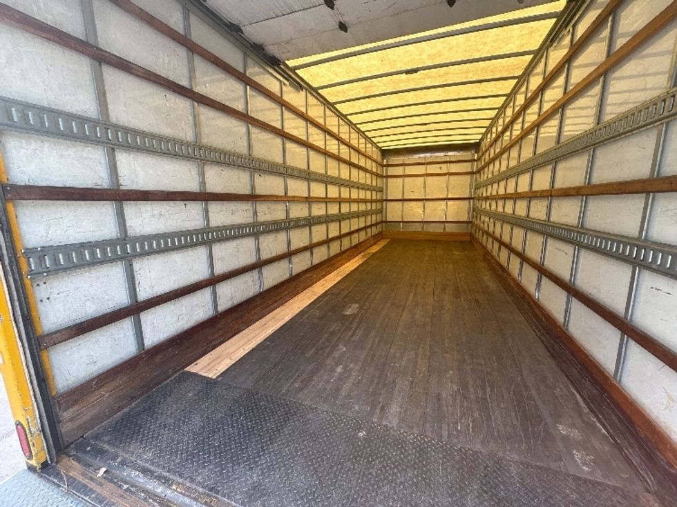 Medium Duty Box Truck-Light and Medium Duty Trucks-Freightliner-2020-M2-Forest Park-GA-165,919\n\t\tmiles-$ 43,250 - Image 11
