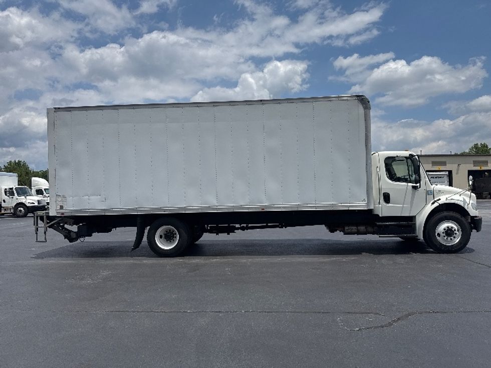 Medium Duty Box Truck-Light and Medium Duty Trucks-Freightliner-2020-M2-Forest Park-GA-183,297\n\t\tmiles-$ 54,500 - Image 15