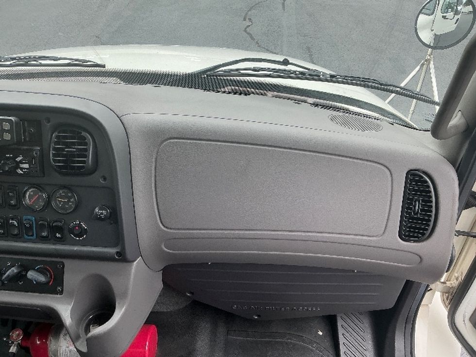 Medium Duty Box Truck-Light and Medium Duty Trucks-Freightliner-2020-M2-Forest Park-GA-223,992\n\t\tmiles-$ 43,250 - Image 21
