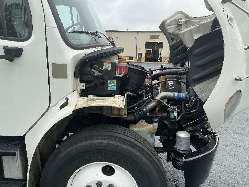 Medium Duty Box Truck-Light and Medium Duty Trucks-Freightliner-2020-M2-Forest Park-GA-223,992\n\t\tmiles-$ 43,250 - Image 23