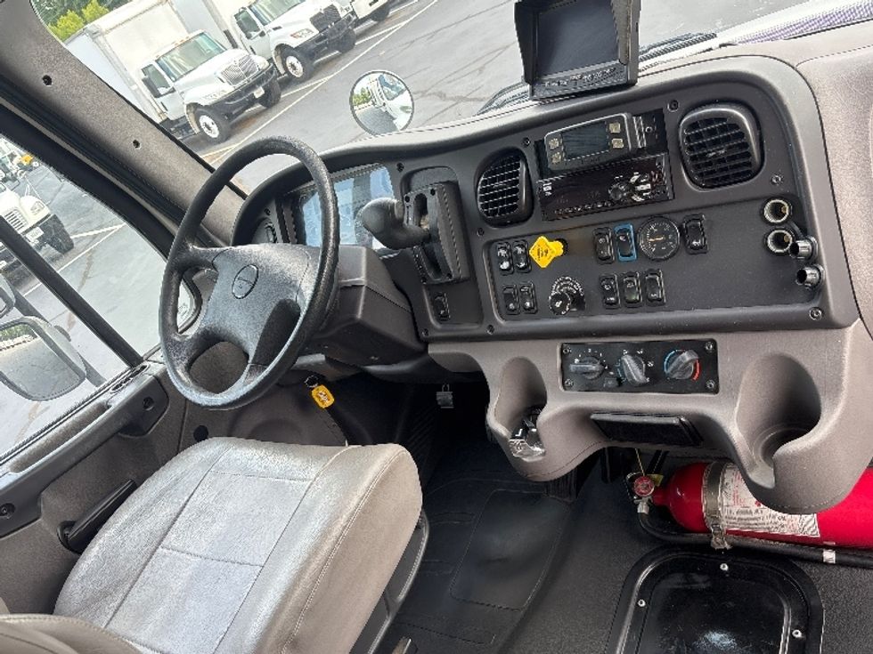 Medium Duty Box Truck-Light and Medium Duty Trucks-Freightliner-2020-M2-Forest Park-GA-424,148\n\t\tmiles-$ 22,500 - Image 20