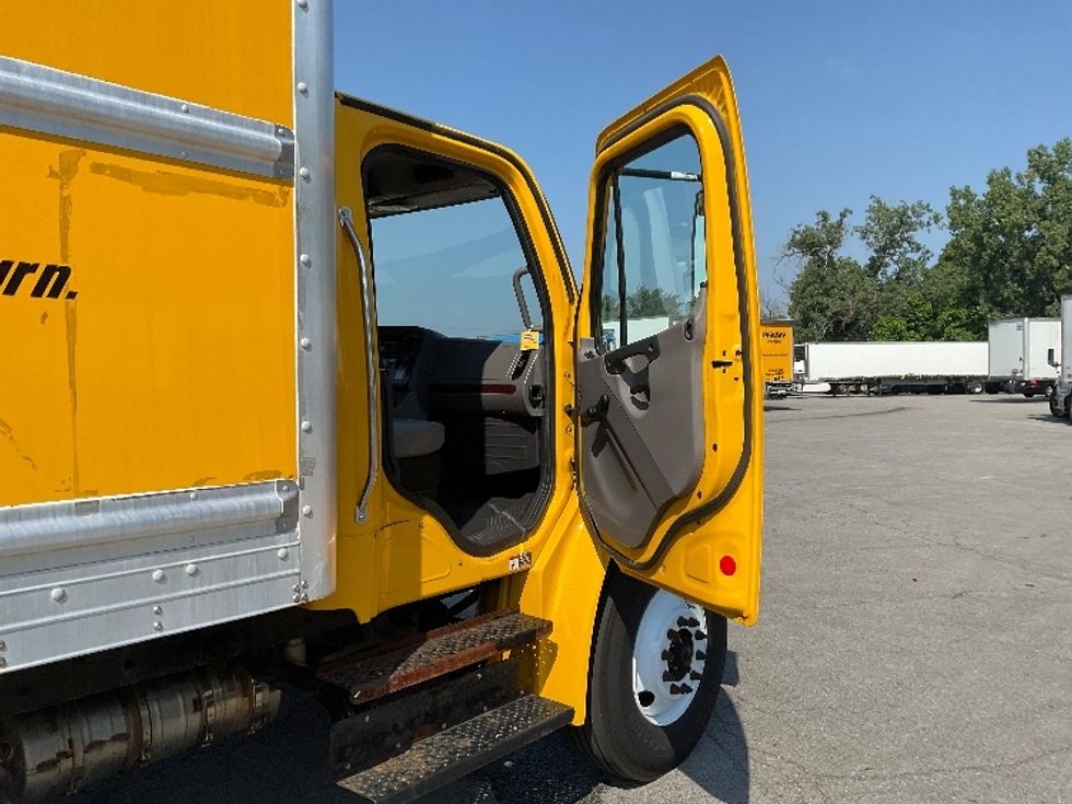 Medium Duty Box Truck-Light and Medium Duty Trucks-Freightliner-2020-M2-Fort Wayne-IN-144,057\n\t\tmiles-$ 43,500 - Image 20