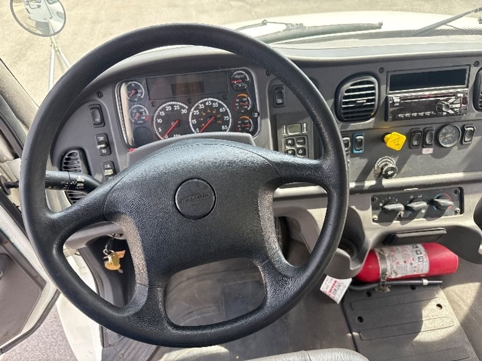 Medium Duty Box Truck-Light and Medium Duty Trucks-Freightliner-2020-M2-Fort Wayne-IN-258,459\n\t\tmiles-$ 50,000 - Image 17