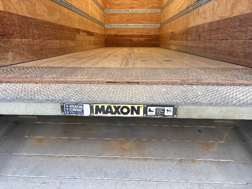 Medium Duty Box Truck-Light and Medium Duty Trucks-Freightliner-2020-M2-Fredericksburg-VA-135,846\n\t\tmiles-$ 64,250 - Image 10