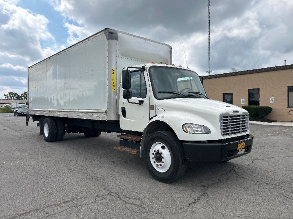 Medium Duty Box Truck-Light and Medium Duty Trucks-Freightliner-2020-M2-Fredonia-NY-180,950\n\t\tmiles-$ 53,000 - Image 1