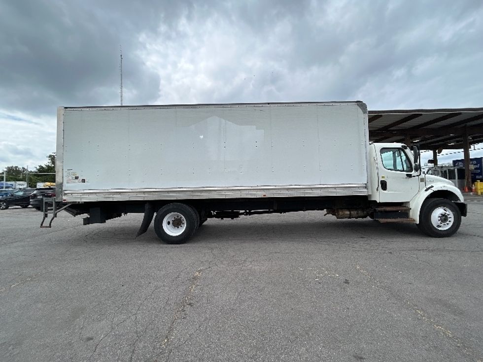 Medium Duty Box Truck-Light and Medium Duty Trucks-Freightliner-2020-M2-Fredonia-NY-180,950\n\t\tmiles-$ 53,000 - Image 13