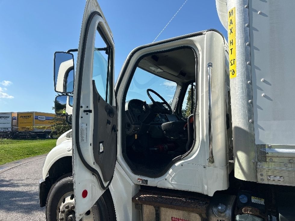 Medium Duty Box Truck-Light and Medium Duty Trucks-Freightliner-2020-M2-Fredonia-NY-184,370\n\t\tmiles-$ 49,500 - Image 16