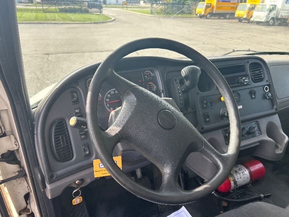 Medium Duty Box Truck-Light and Medium Duty Trucks-Freightliner-2020-M2-Fredonia-NY-242,321\n\t\tmiles-$ 44,250 - Image 17